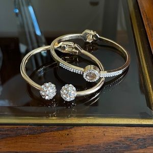 GUESS GOLD BRACELETS